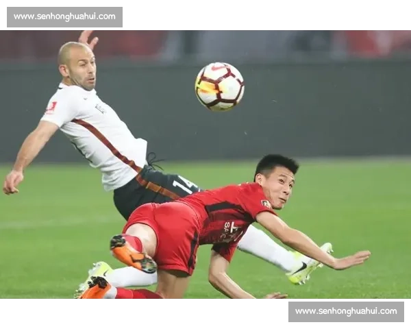 上港亚冠战绩回顾:从突破困境到追求冠军荣耀的精彩历程